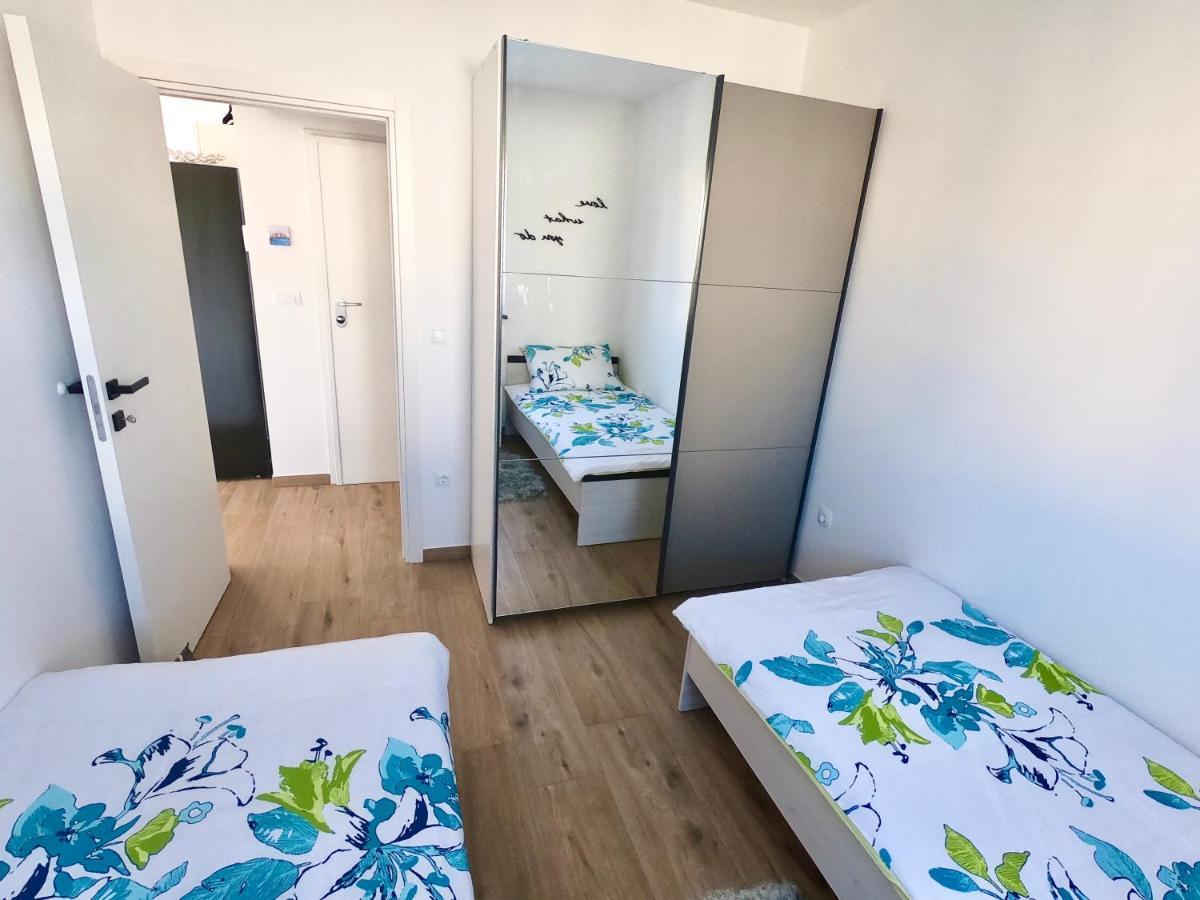 Apartment Libero Vodice Buitenkant foto